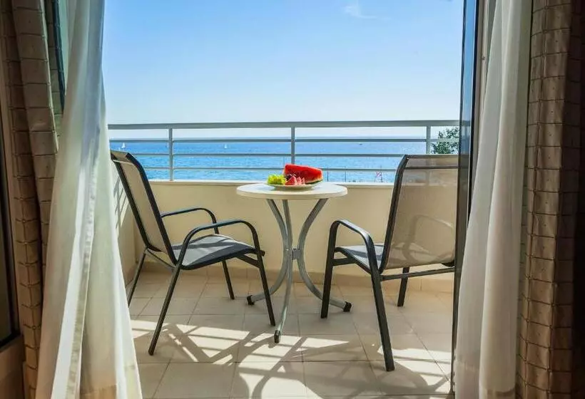 オーシャンビュースーペリアールーム, Xenios Anastasia Resort & Spa