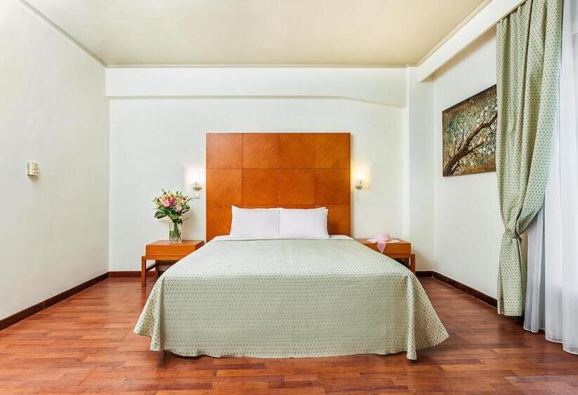 סוויטת דלוקס נוף לים, Xenios Anastasia Resort & Spa