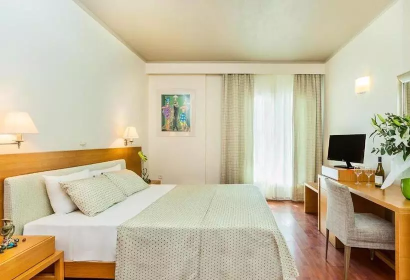 オーシャンビュージュニアスイート, Xenios Anastasia Resort & Spa