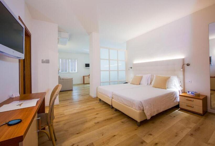 Family Suite, Bauer & Sporting