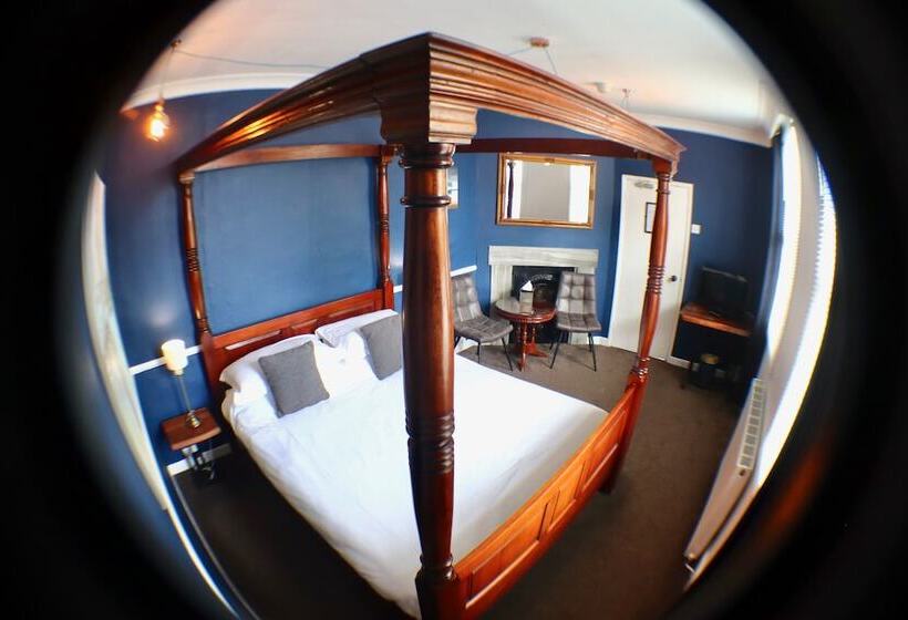 デラックスルーム, Colson House