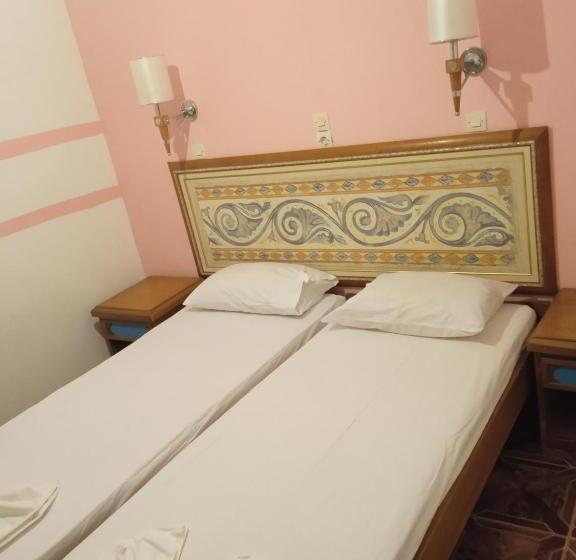 Номер Стандарт Трехместный, Denise Apartments