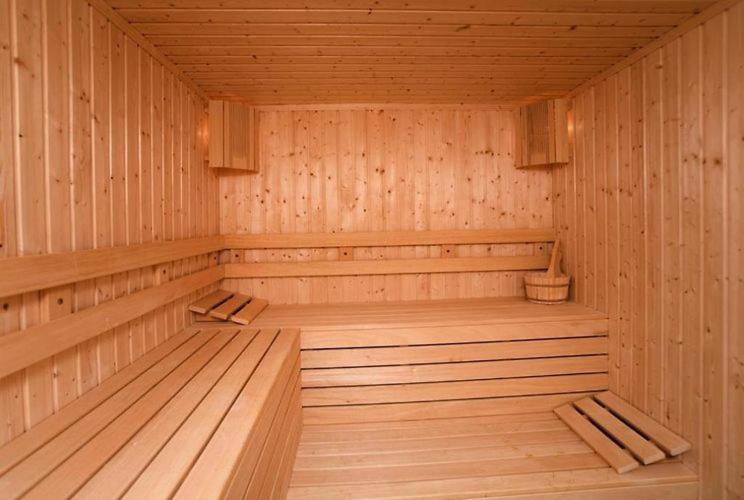 شقة غرفة واحدة, Family Art Hotel Gallery