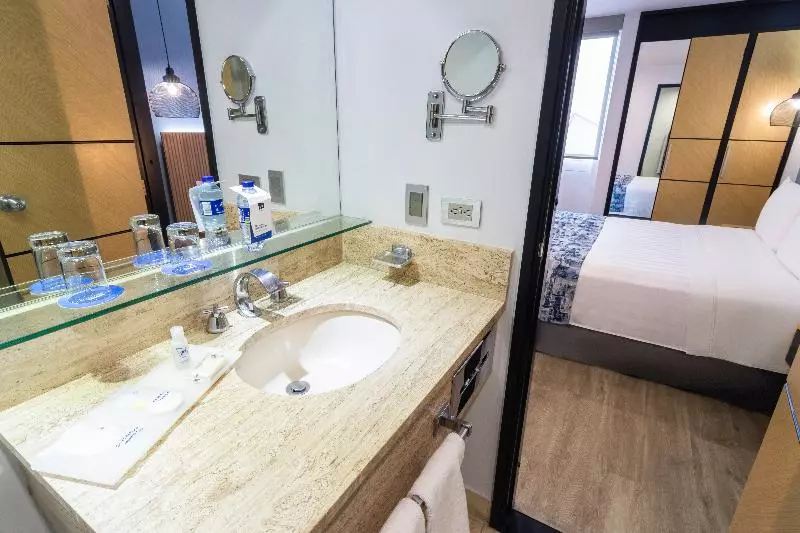 スタンダードシングルルーム, Ghl Hotel Abadia Plaza