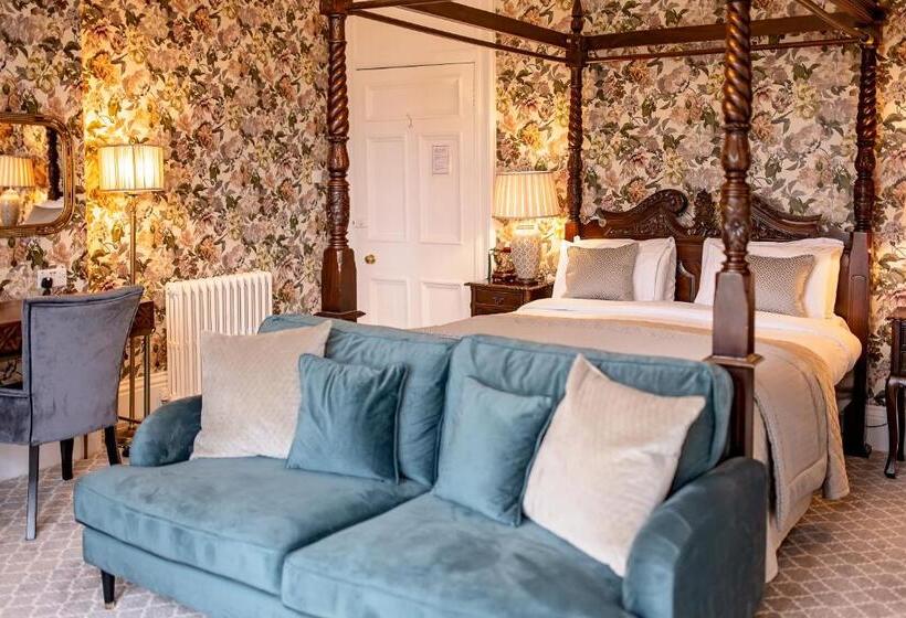 行政房间, Glenesk