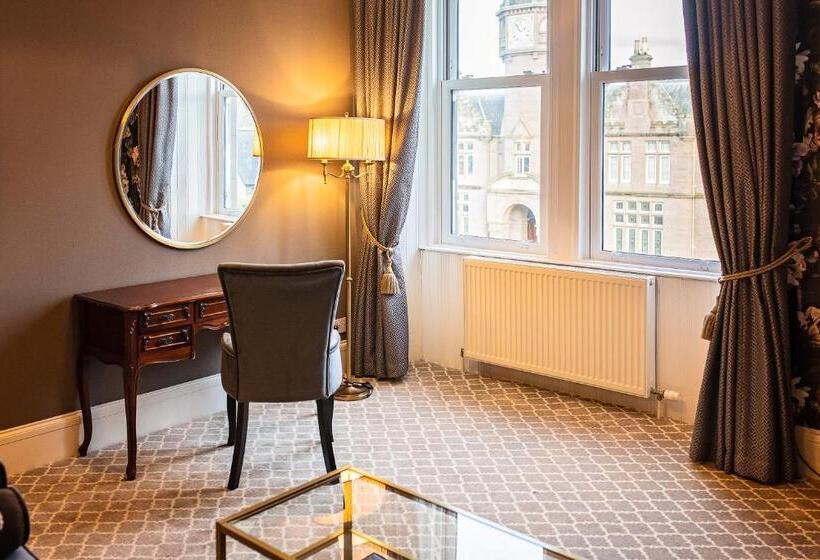 이그제큐티브 룸, Glenesk