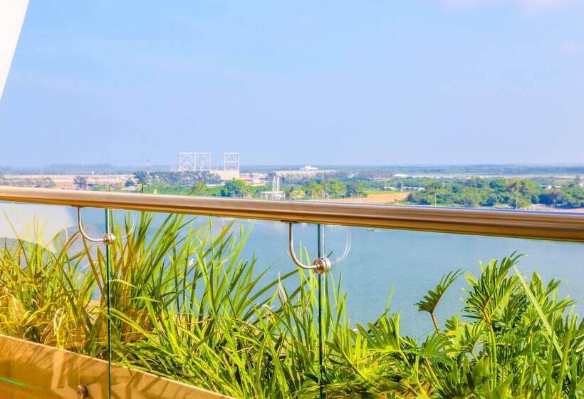 Номер Клуб, Holiday Inn Tuxpan   Convention Center, An Ihg