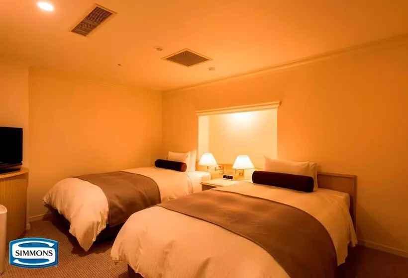 سوییت جونیور, Rusutsu Resort Hotel & Convention