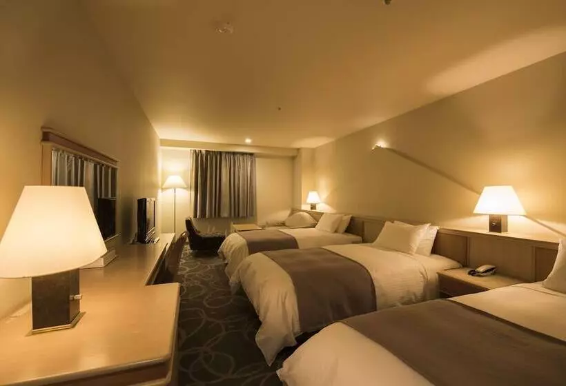 اتاق استاندارد سه نفره, Rusutsu Resort Hotel & Convention