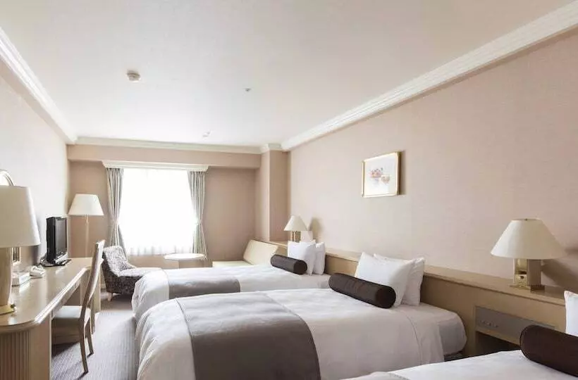 اتاق استاندارد سه نفره, Rusutsu Resort Hotel & Convention