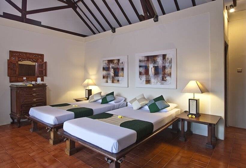 Семейный Номер, Alam Sari Hotel Keliki