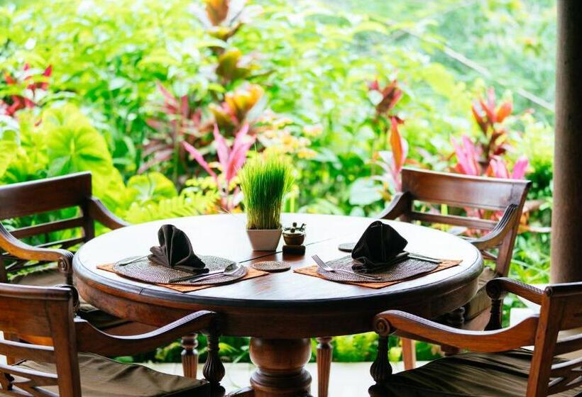 חדר דלוקס, Alam Sari Hotel Keliki