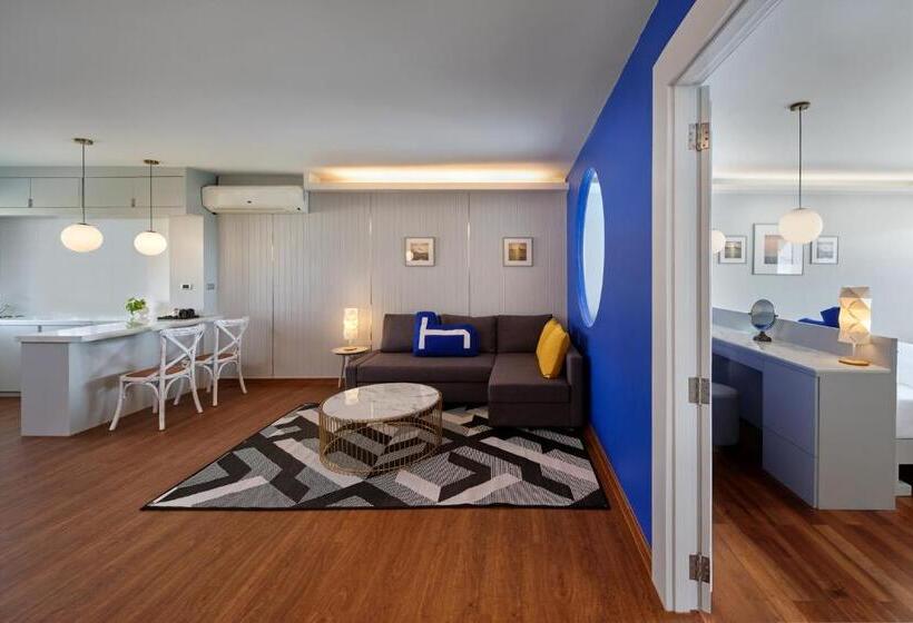 수피리어 스위트 바다 전망, Homm Bliss Southbeach Patong