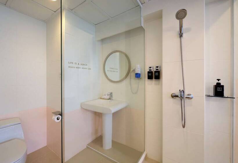 اتاق لوکس با چشم‌انداز دریا, Homm Bliss Southbeach Patong