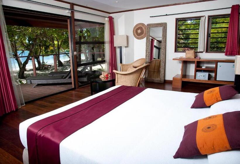 بانگلوی استاندارد, Oure Lodge Beach Resort