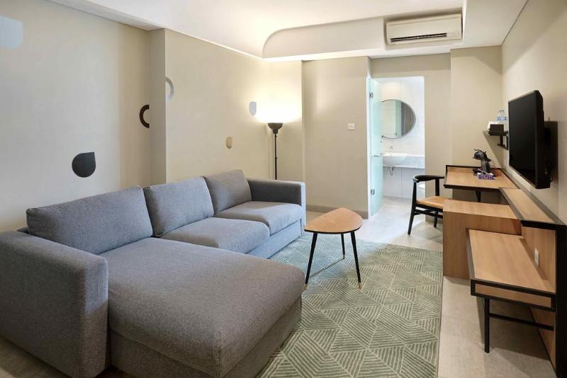 标准工作室, Swissbelinn Wahid Hasyim