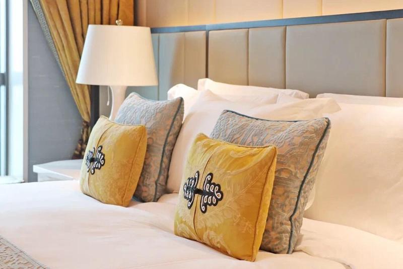 도시전망 디럭스룸 킹침대, The St. Regis Shanghai Jingan