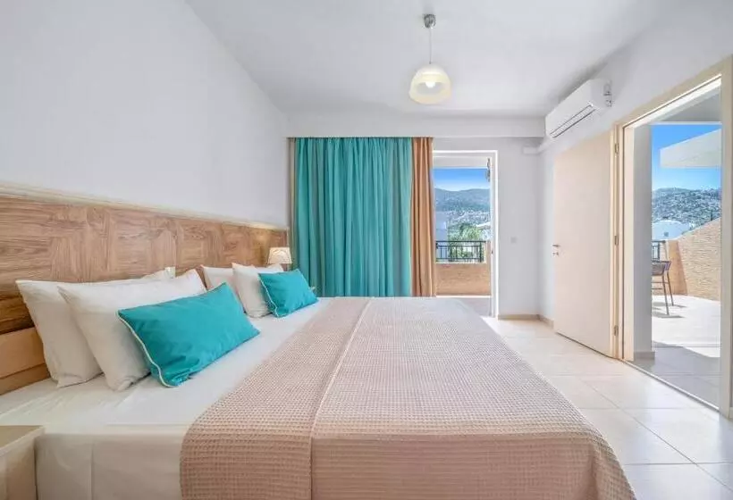 Appartement Supérieur 1 Chambre Vue Piscine, Maria Rousse