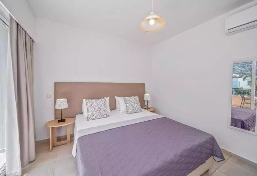 Appartement Supérieur 1 Chambre Vue Piscine, Maria Rousse
