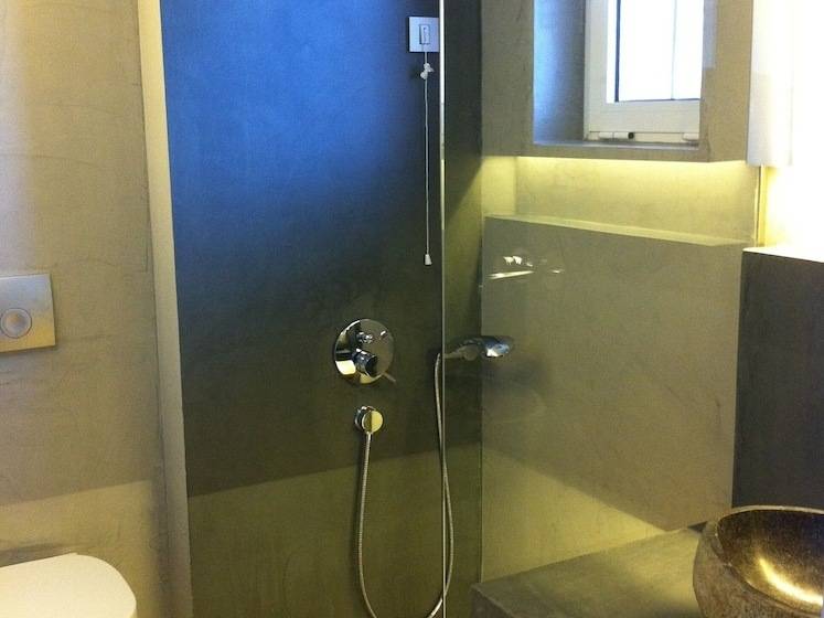 דירת חדר סופריור, Phaedra