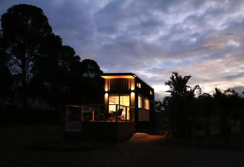 ツーベッドルーム　ヴィラ, The Pink Lake Tiny House    Sakura