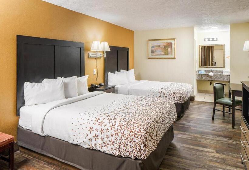 标准间, Americana Inn A Travelodge By Wyndham