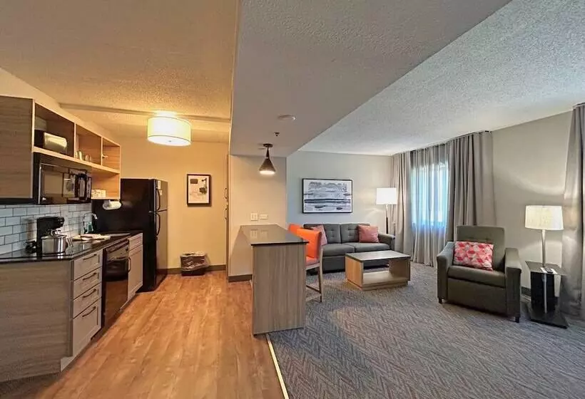 スイート, Candlewood Suites Indianapolis Downtown Medical District, An Ihg