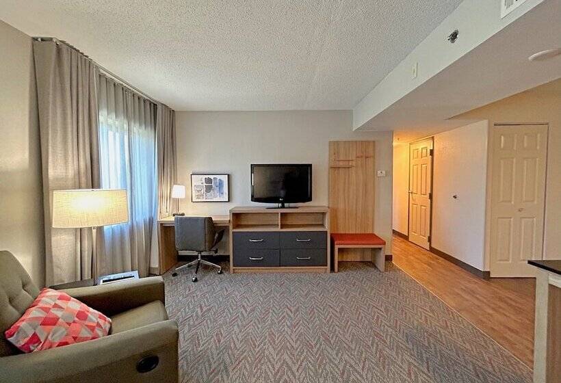סוויטת 2 חדרי שינה, Candlewood Suites Indianapolis Downtown Medical District, An Ihg