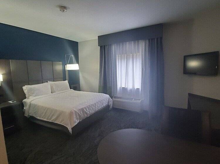 スタンダードスタジオ, Candlewood Suites Knoxville Airport Alcoa, An Ihg