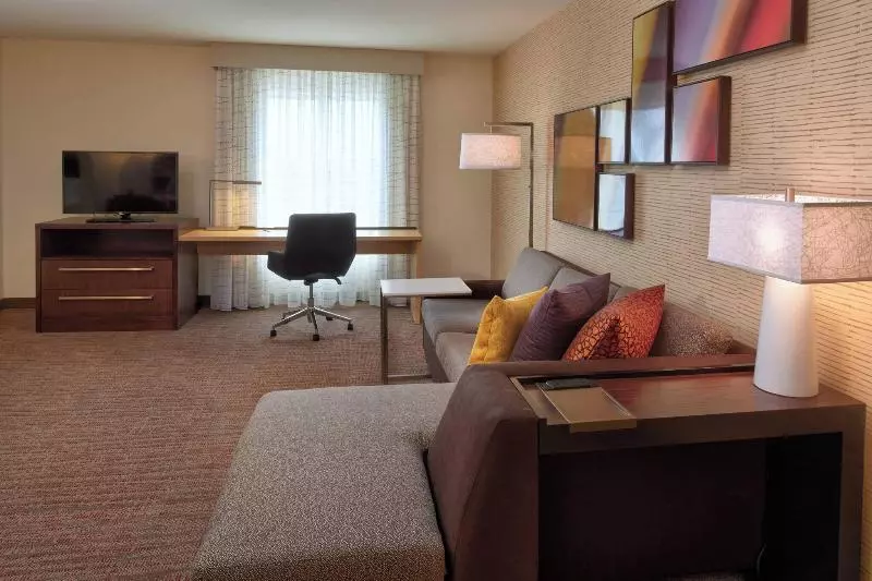 スタンダードスタジオ, Candlewood Suites Knoxville Airport Alcoa, An Ihg