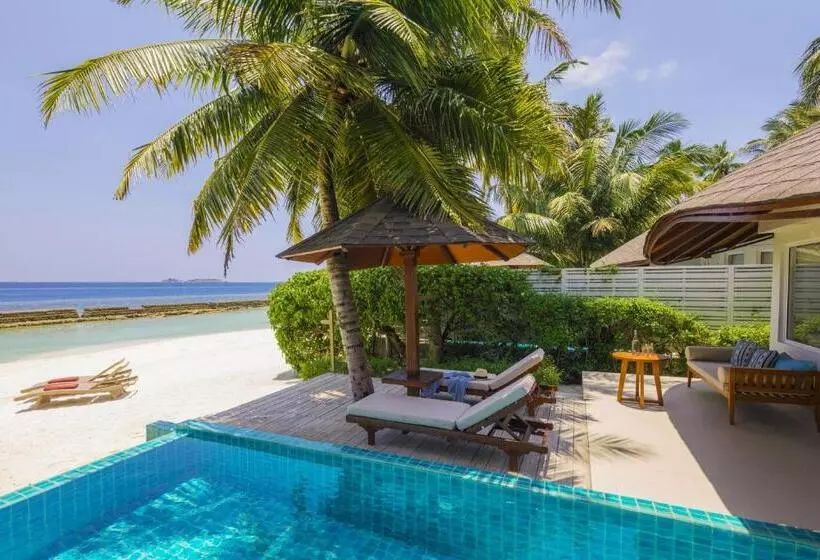 ویلای 2 خوابه, Machchafushi Island Resort & Spa Maldives, The Centara Collection