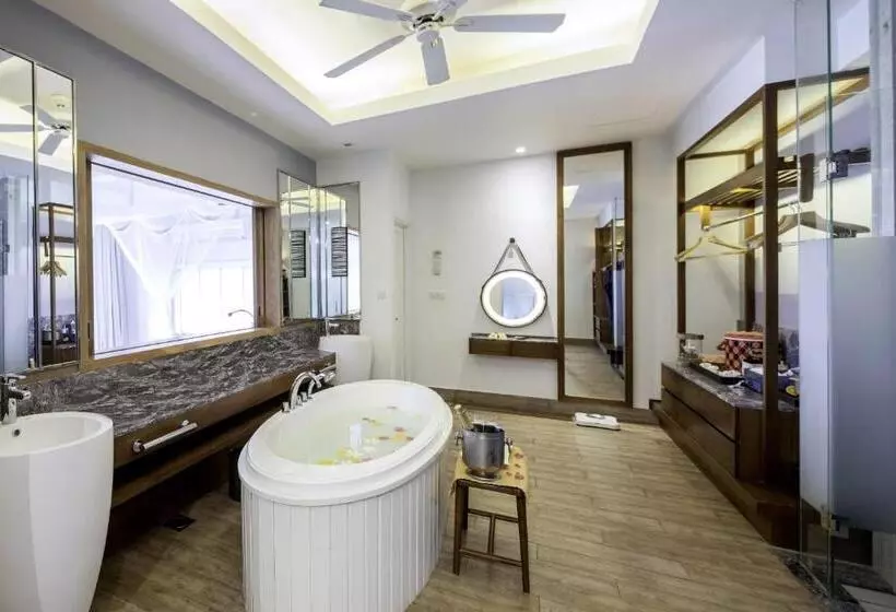 ویلا پریمیوم 1 خوابه, Machchafushi Island Resort & Spa Maldives, The Centara Collection