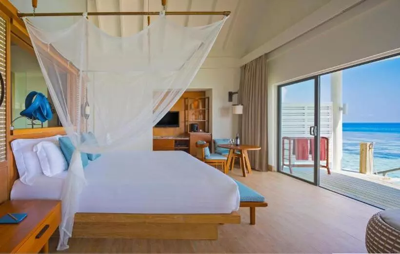 ویلا پریمیوم 1 خوابه, Machchafushi Island Resort & Spa Maldives, The Centara Collection