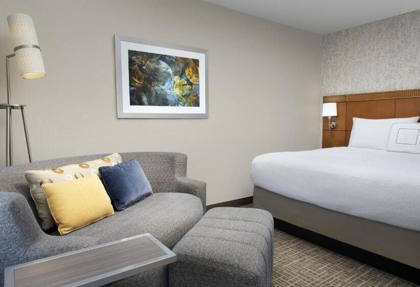 חדר סטנדרט, מיטת קינג, מותאם לאדם עם מוגבלויות, Courtyard Tacoma Downtown