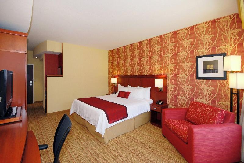 带大床的标准间, Courtyard By Marriott Vicksburg