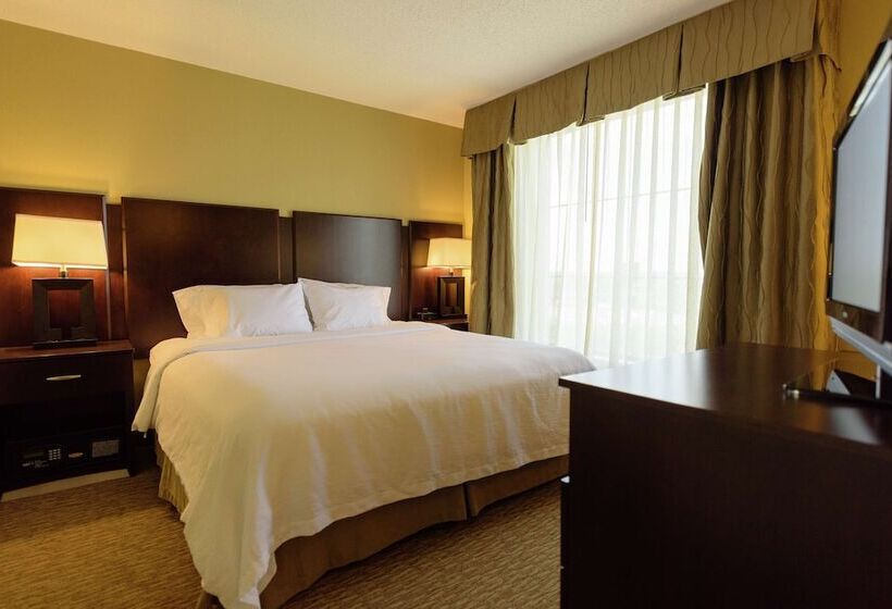 Люкс Адаптированный для Инвалидов, Embassy Suites By Hilton Minneapolis North