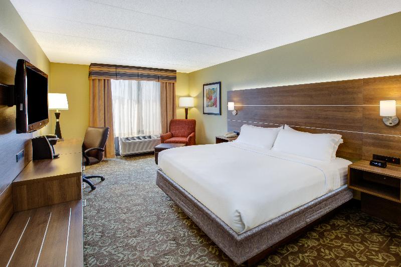 Стандартный Номер Кровать Кинг, Holiday Inn Express Hotel & Suites Fort Wayne, An Ihg