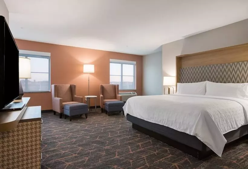身障者適用スイートルーム, Holiday Inn Jackson Nw   Airport Road, An Ihg