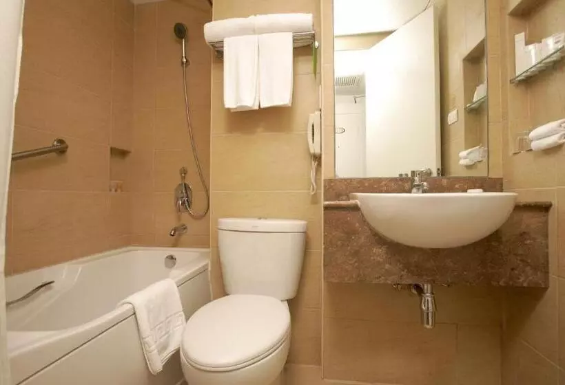 اتاق لوکس, St Giles Hotel Makati