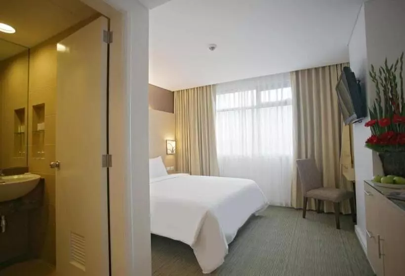 اتاق لوکس, St Giles Hotel Makati