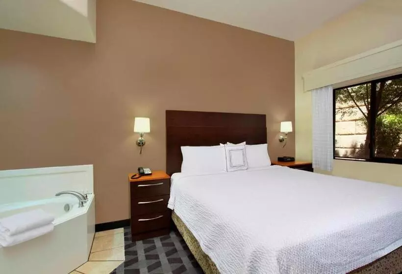 سوئیت با تخت بزرگ, Towneplace Suites St. George