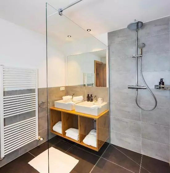 Standard-huone Parveke, Seiblishof Superior Hotel Ischgl