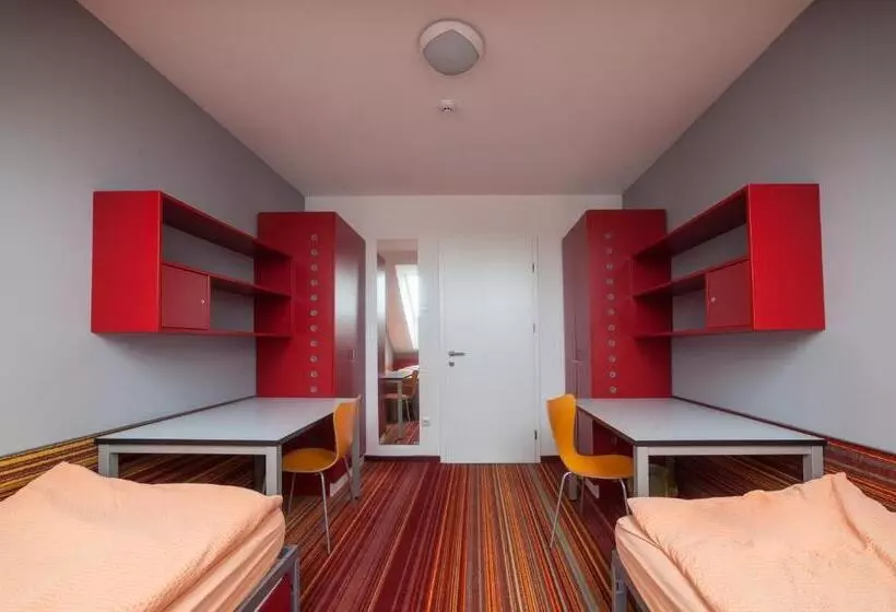 آپارتمان 2 خوابه, Hostel Pekarna