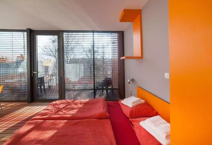 استودیو استاندارد با بالکن, Hostel Pekarna