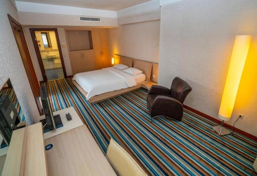 סוויטה אקזקיוטיב, Anemon Grand Eskisehir