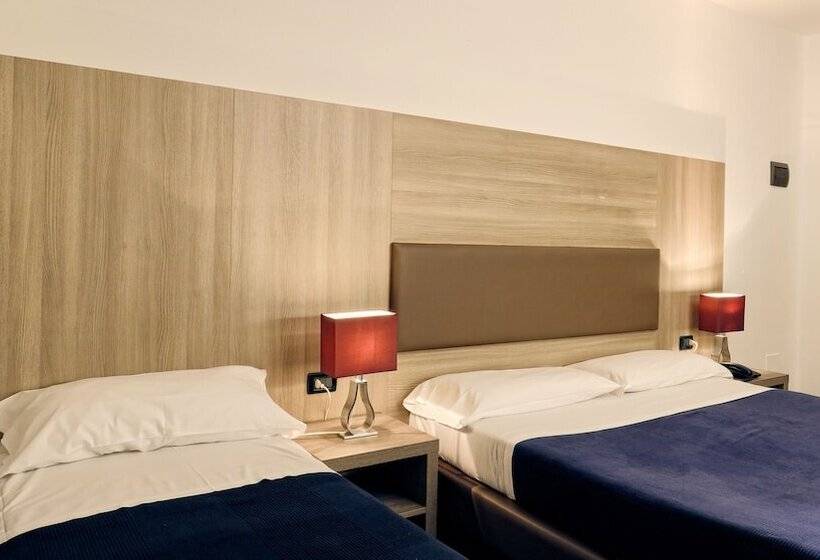 标准三人间, Roberta