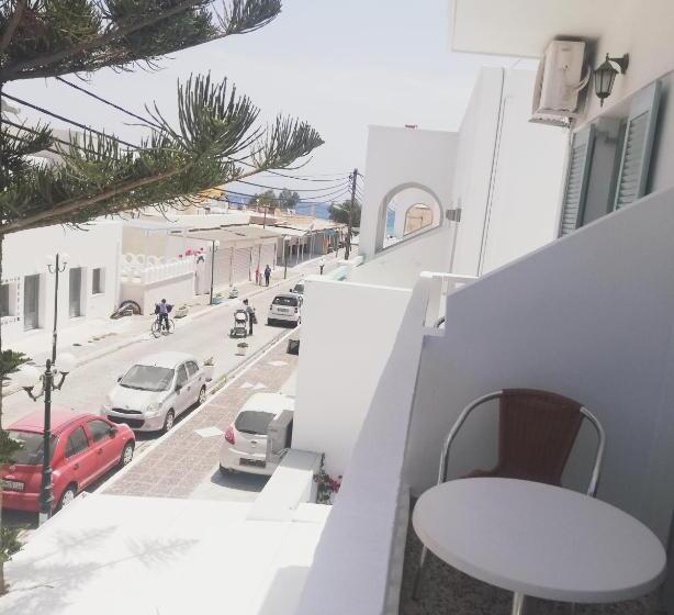 غرفة قياسية إطلالة جانبية علي البحر, Lefkothea