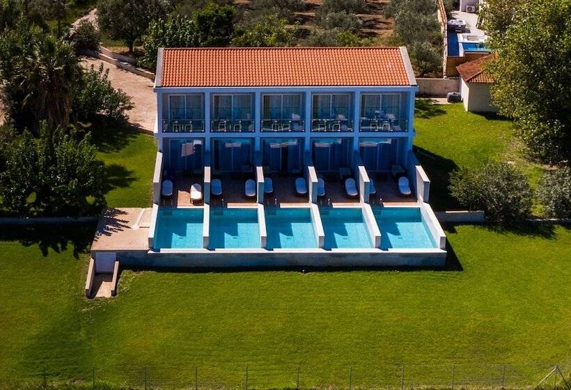 سوئیت اجرایی با چشم‌انداز دریا, Belussi Beach Hotel & Suites