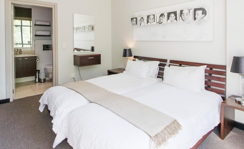 Апартаменты 3 Спальни, The Glen Apartments