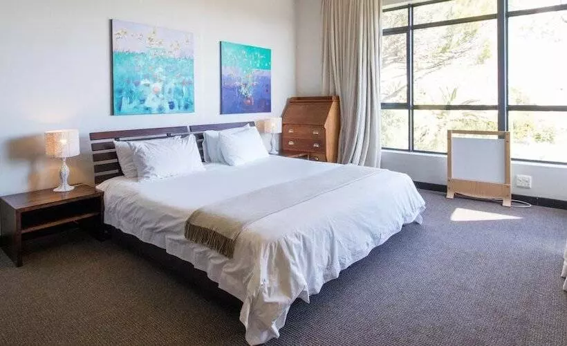 ３ベッドルームアパートメント, The Glen Apartments